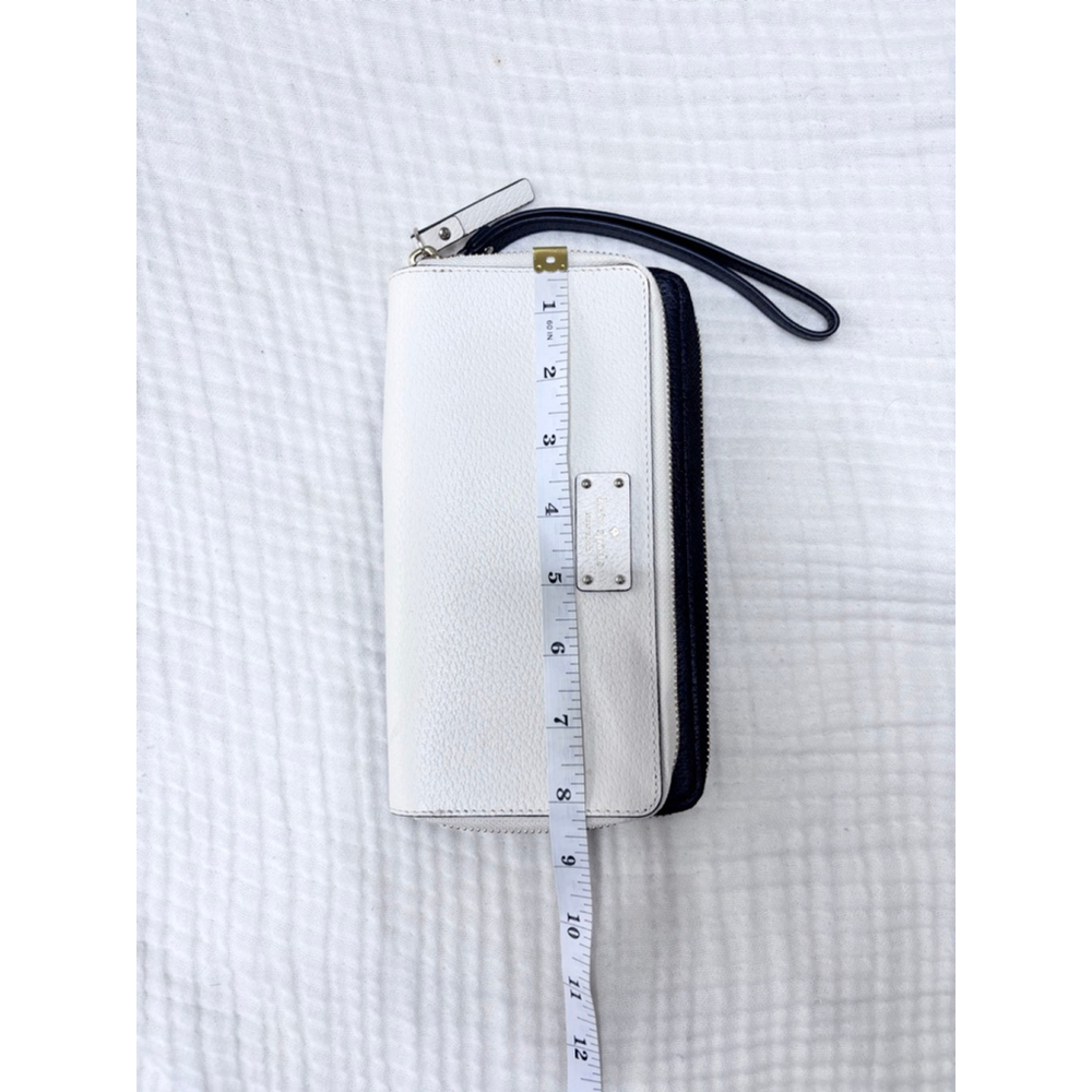 Women's Kate Spade Wallet One Size White Black Gold accents - Picture 8 of 13